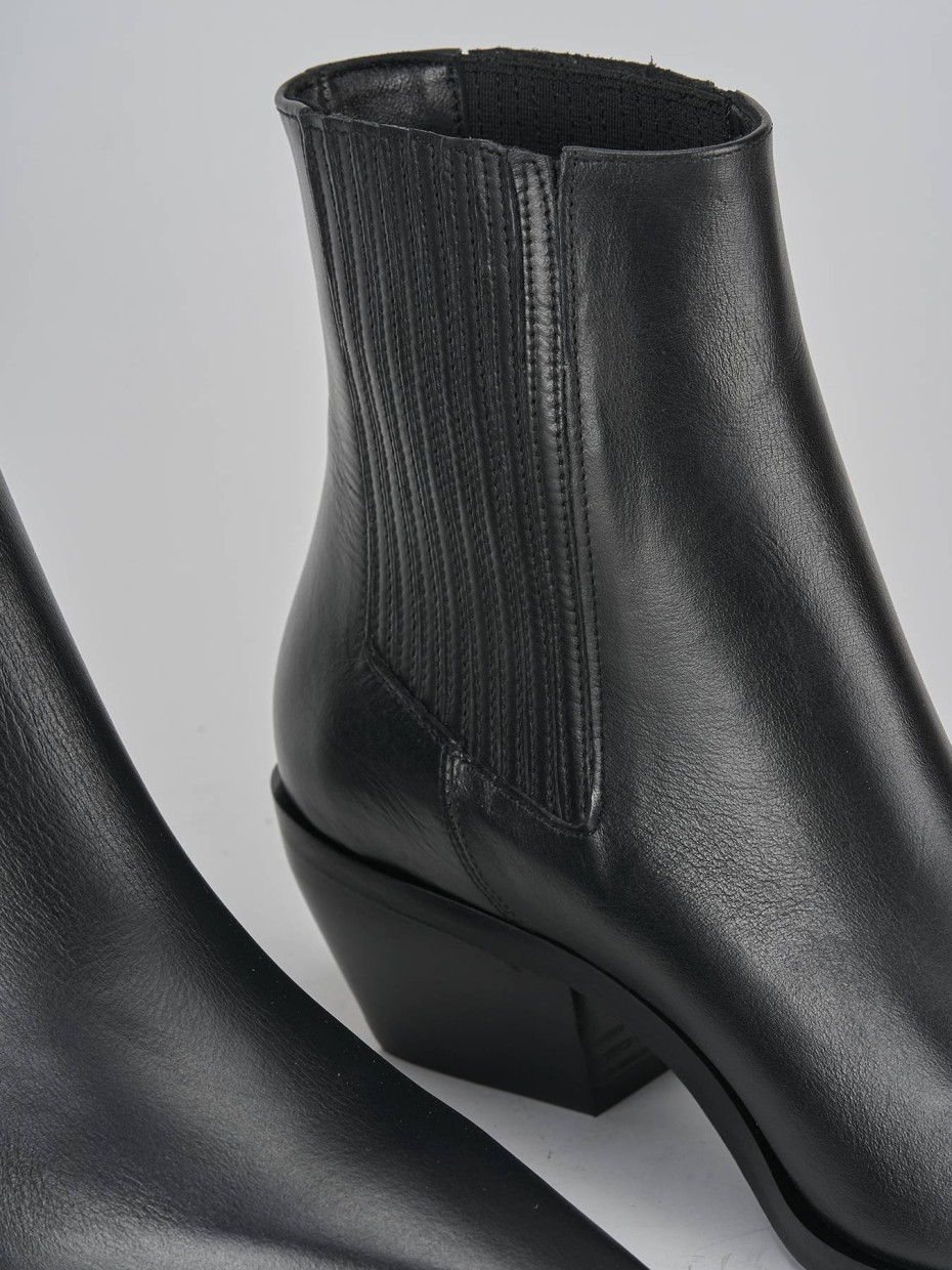 Stivaletti tacco 5cm pelle nero