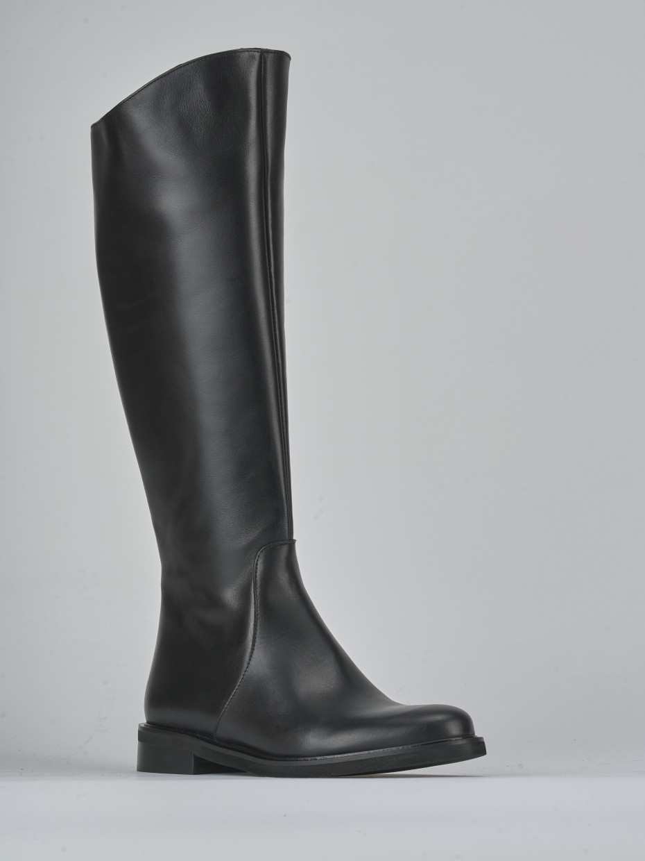 Stivali tacco 2cm pelle nero