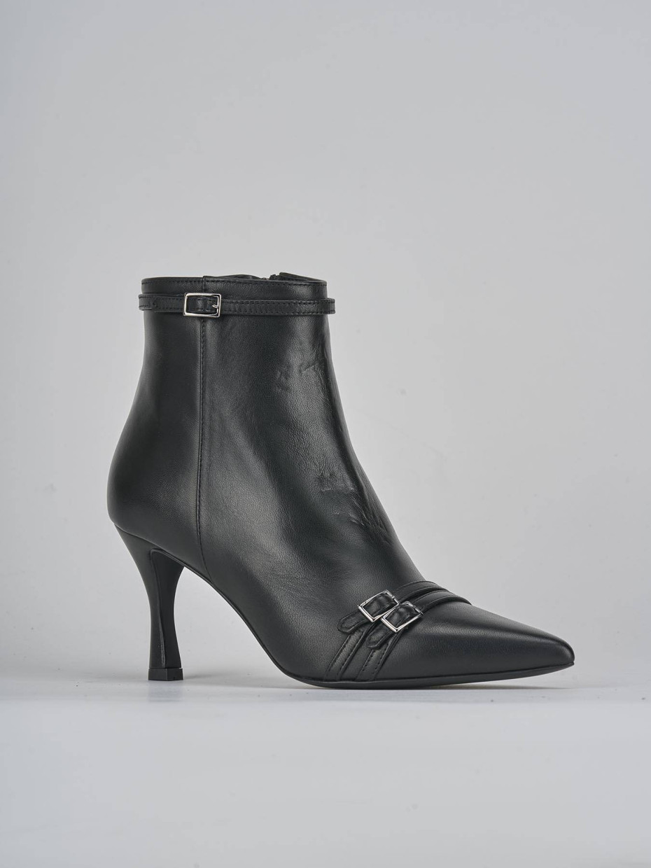 Stivaletti tacco 6cm pelle nero