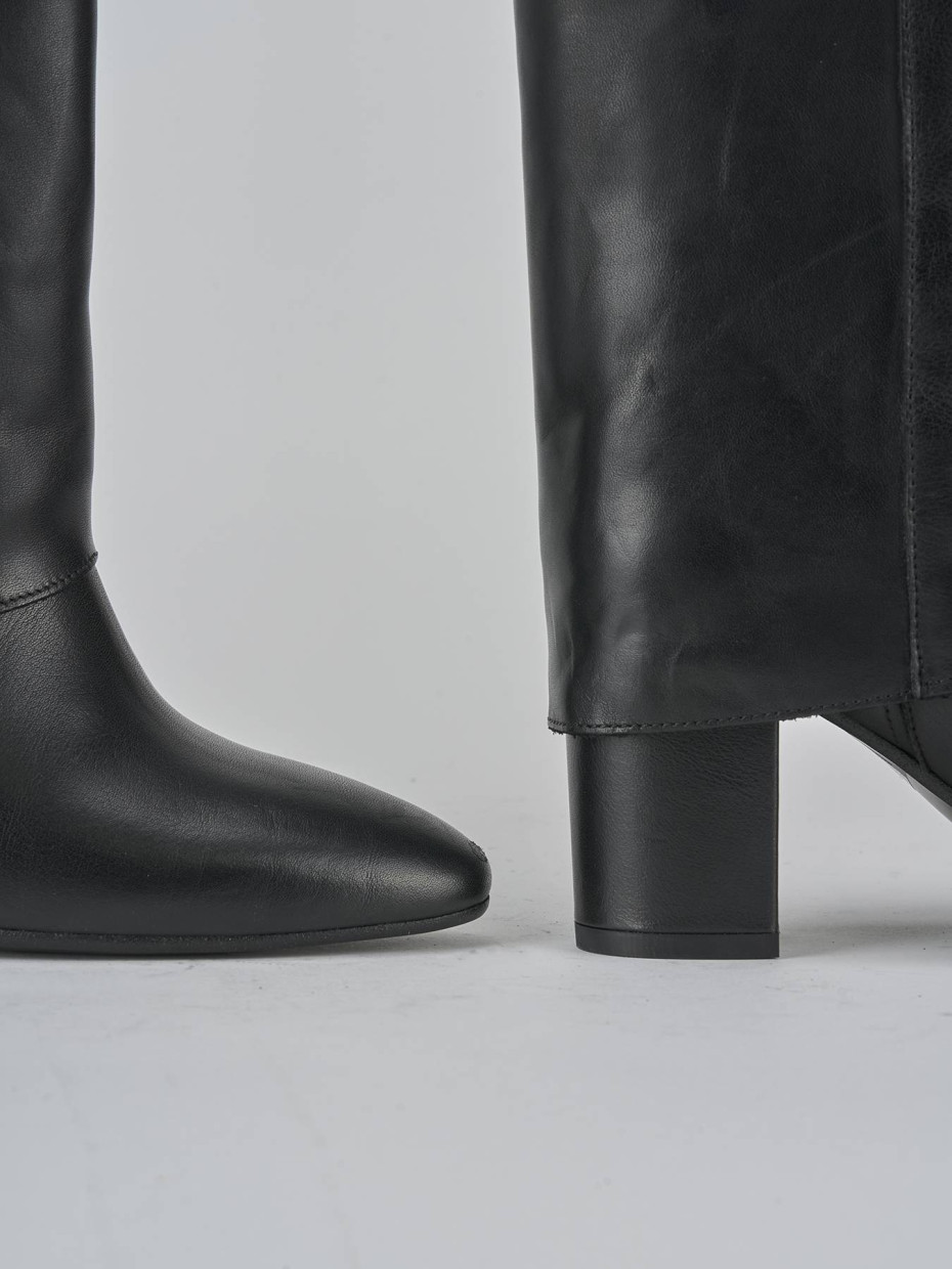 Stivali tacco 7cm pelle nero
