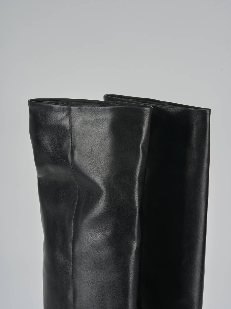 Stivali tacco 7cm pelle nero