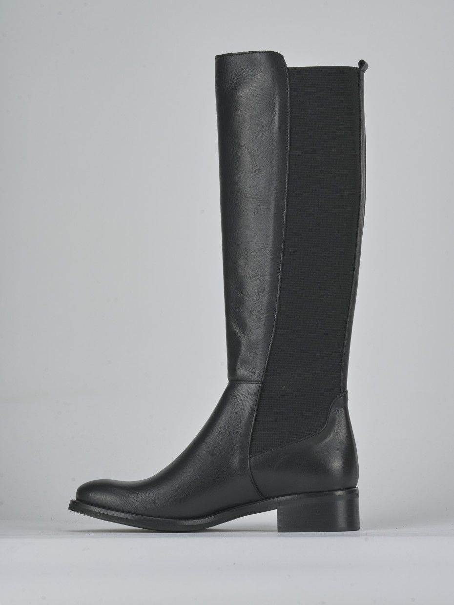 Stivali tacco 3cm pelle nero