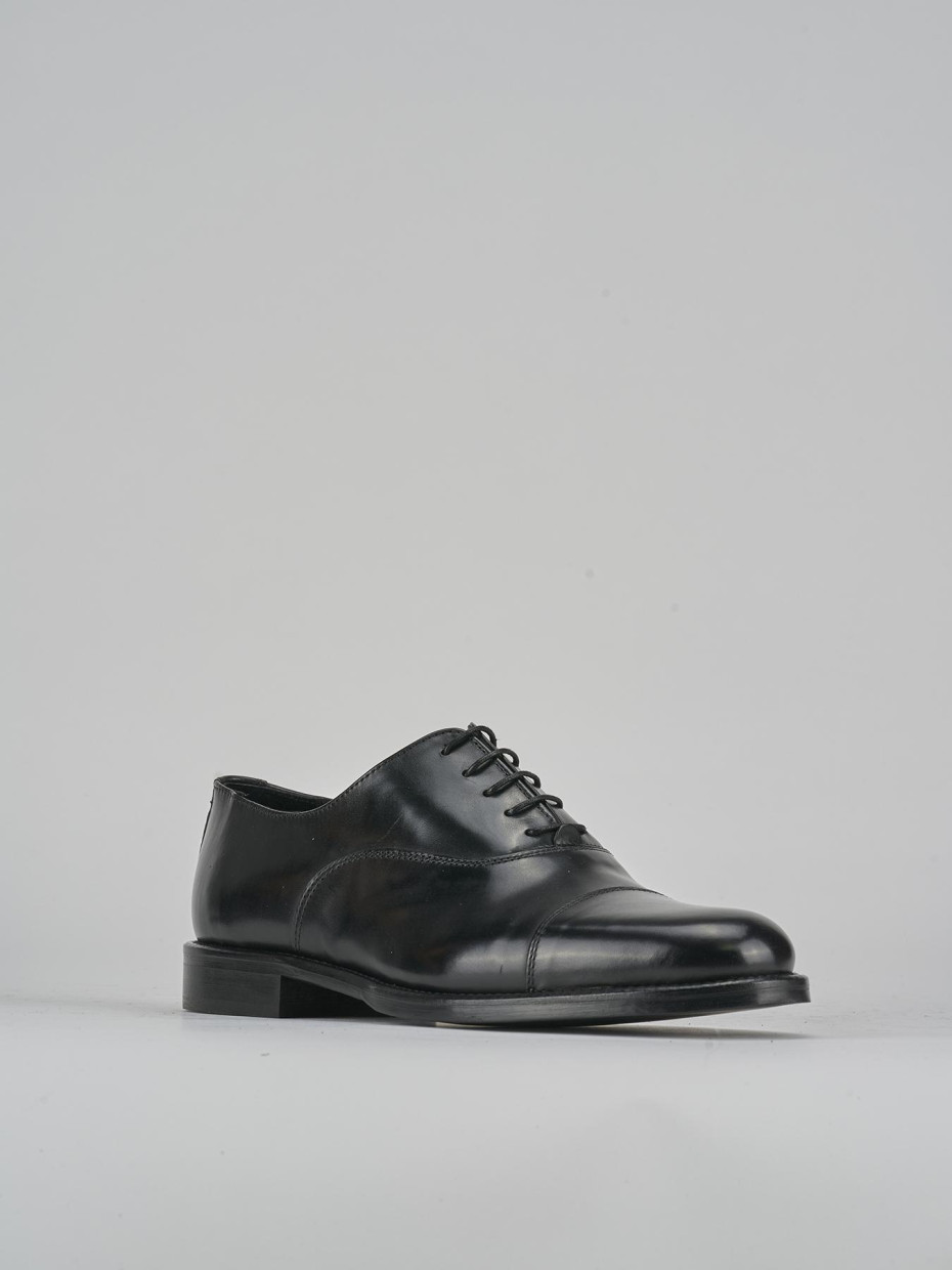 Stringate pelle nero