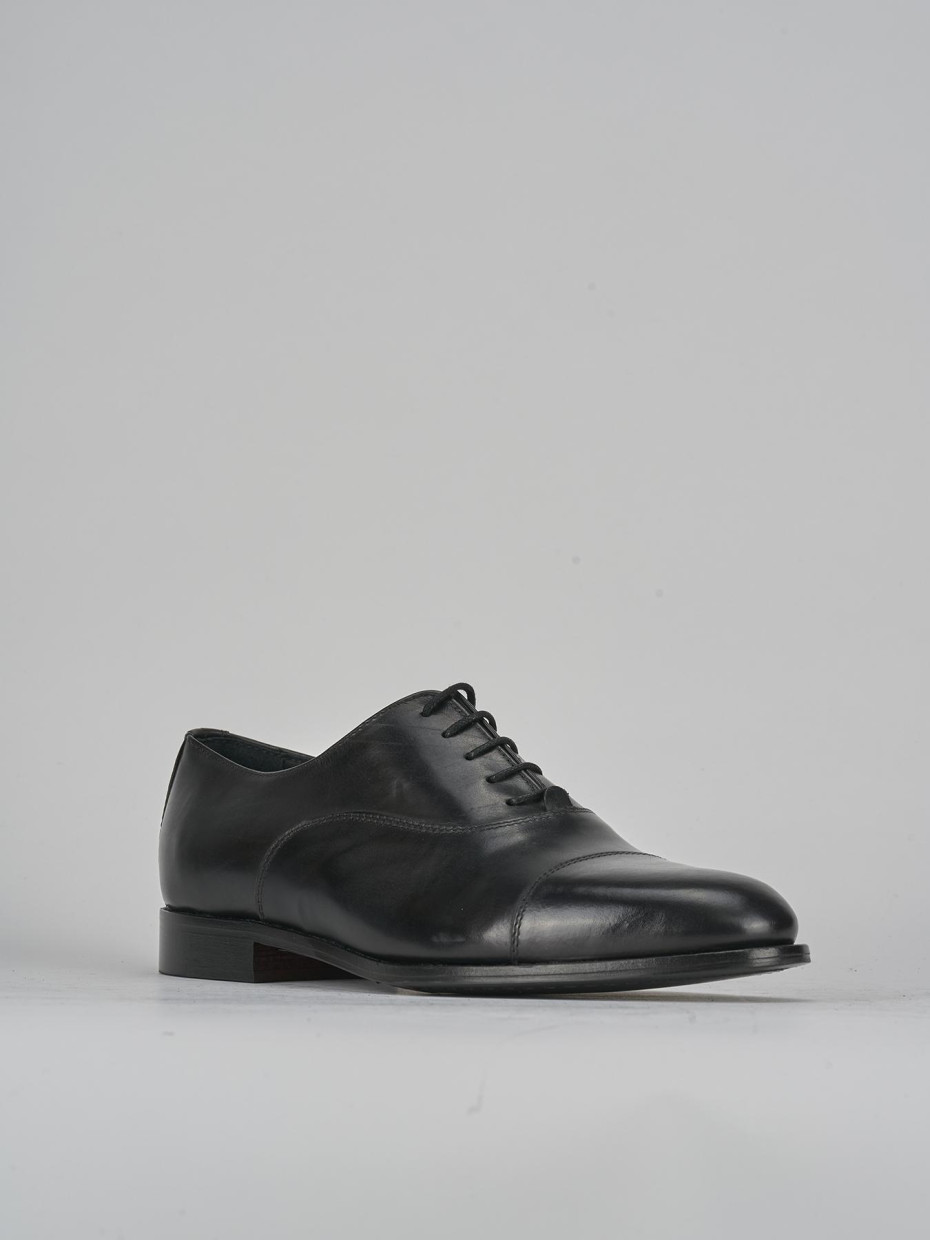 Stringate pelle nero