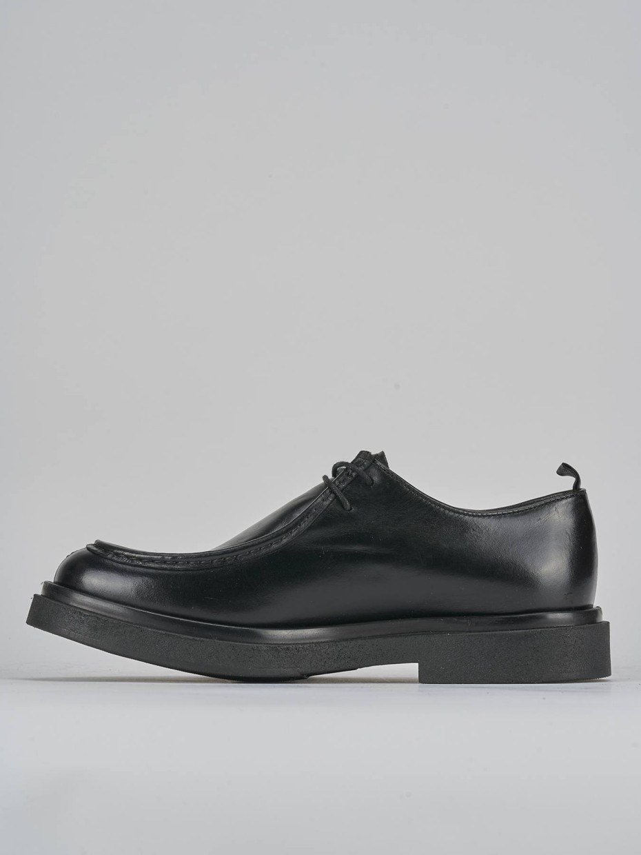 Stringate pelle nero