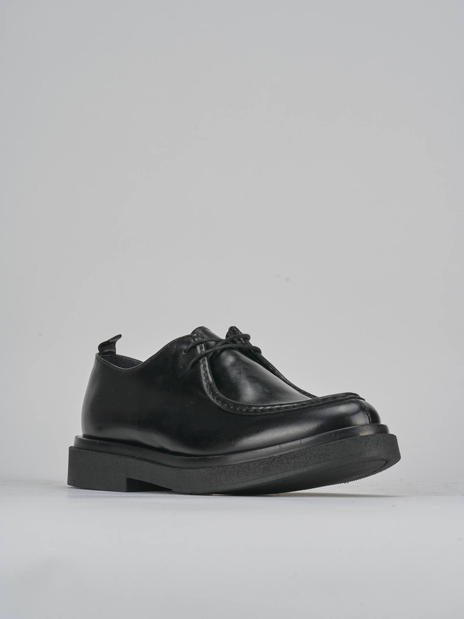 Stringate pelle nero