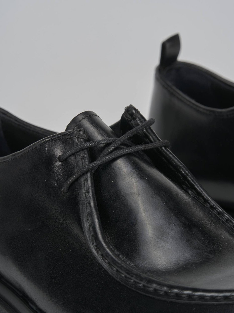 Stringate pelle nero