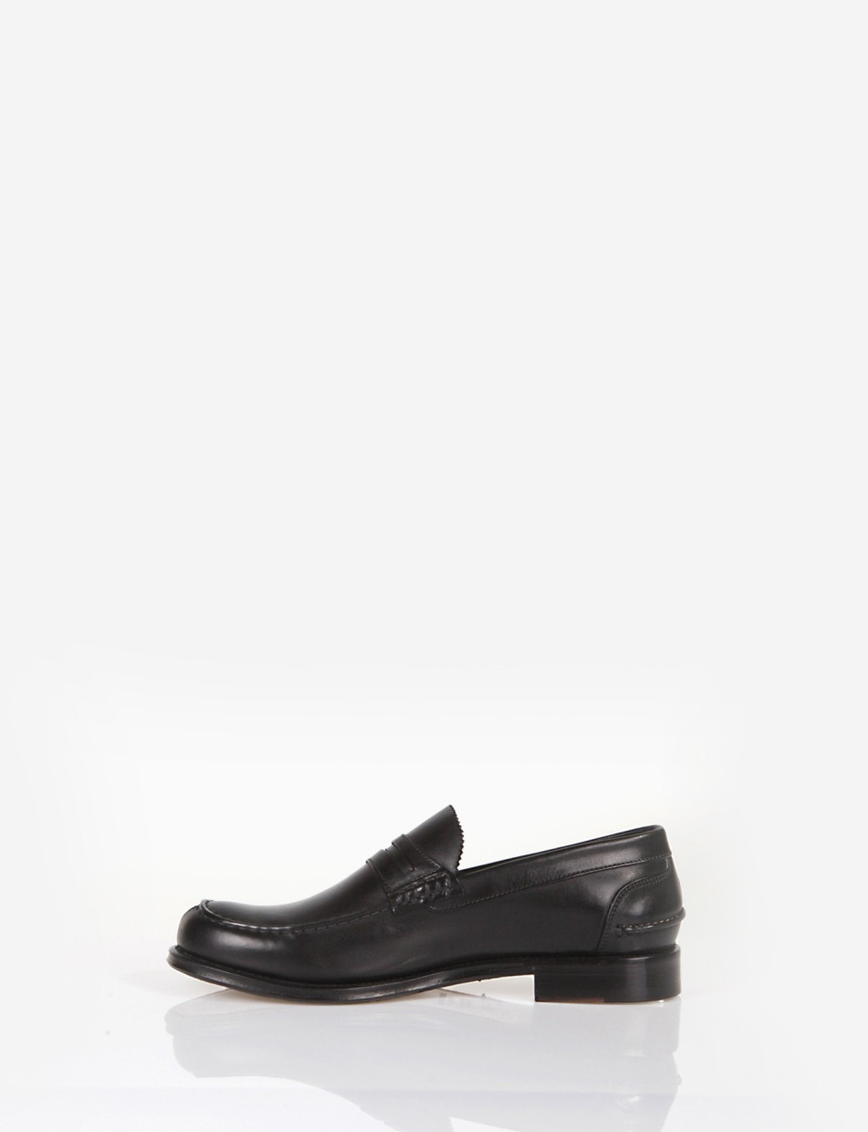 Loafers black leather