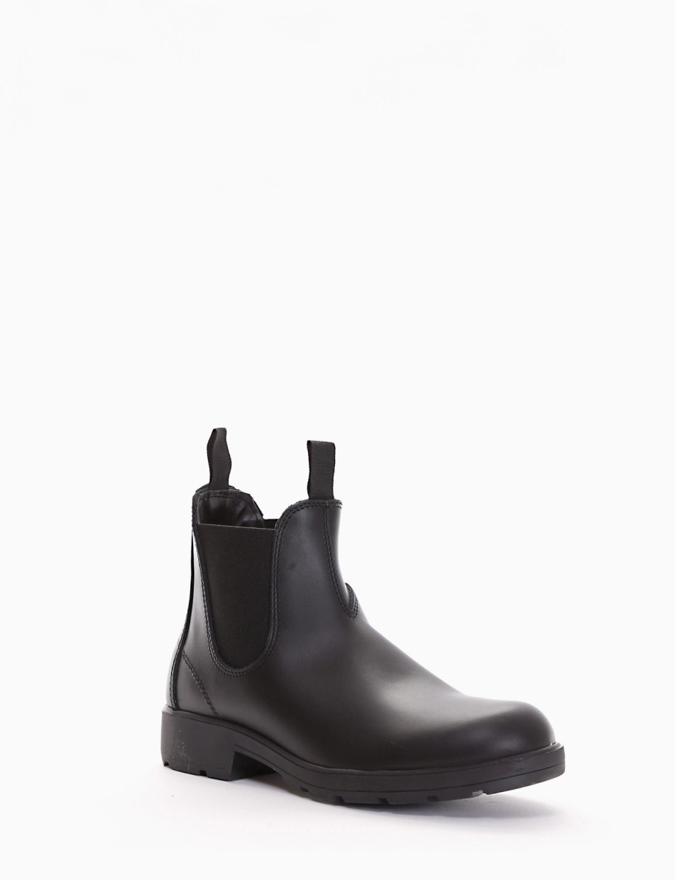 Ankle boots heel 2 cm black leather