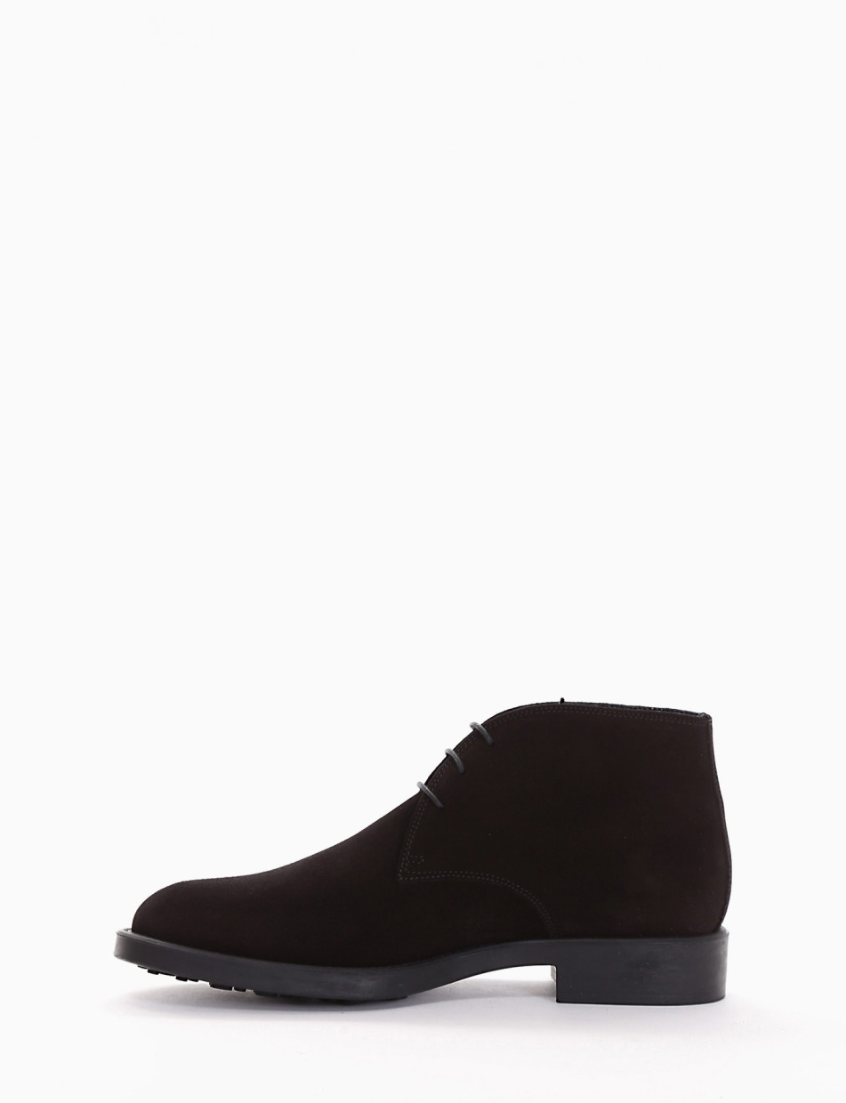 Desert boots heel 2 cm black chamois