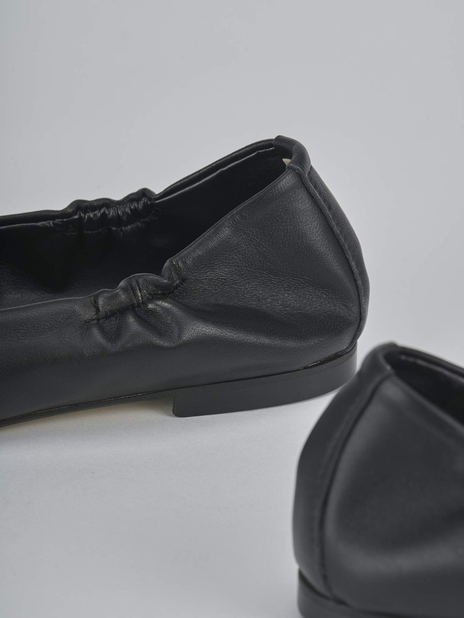 Mocassini tacco 1cm pelle nero