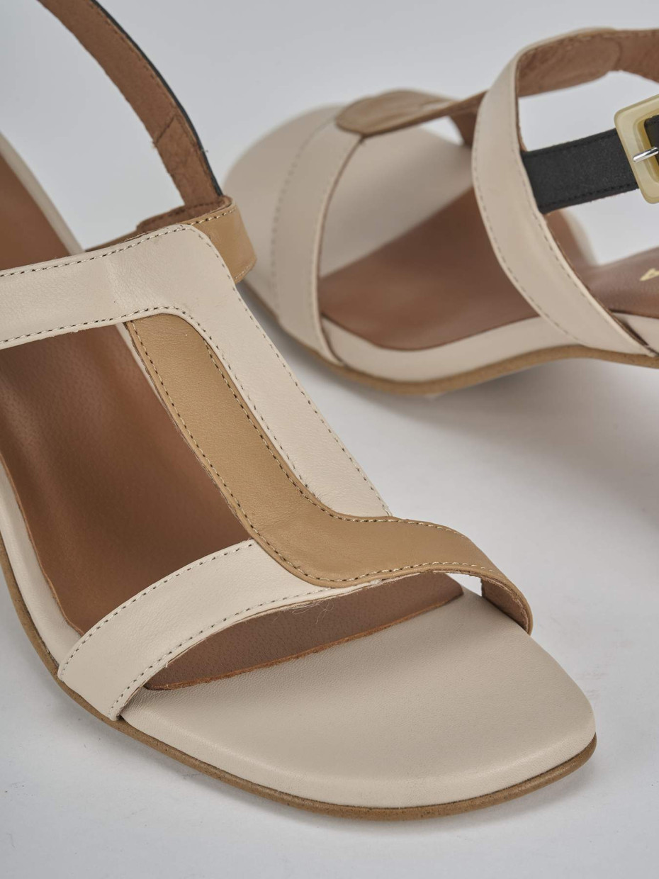 Sandali tacco 5cm pelle beige