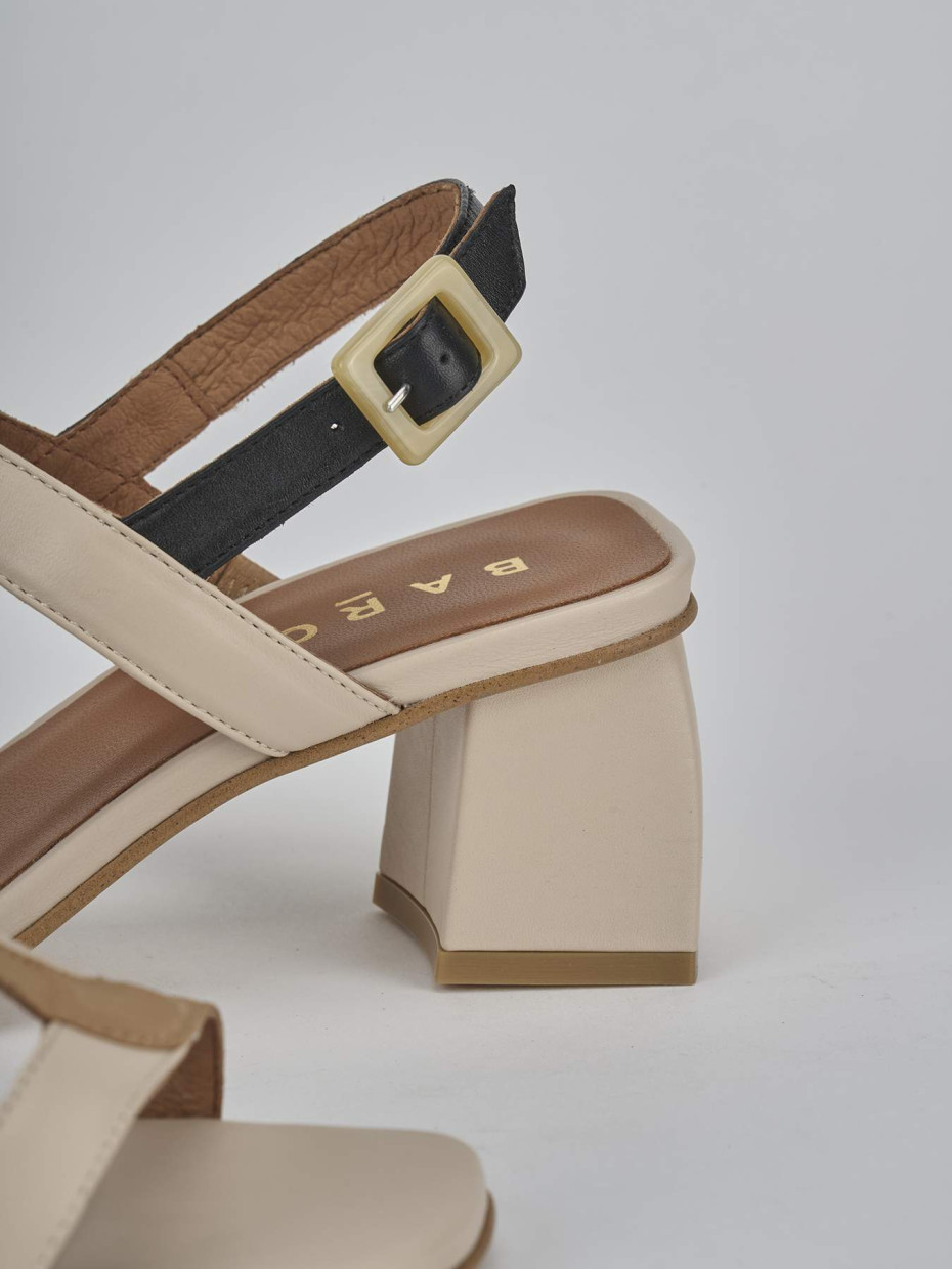 Sandali tacco 5cm pelle beige