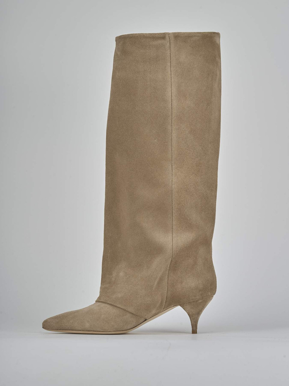 Stivali tacco 5cm camoscio beige