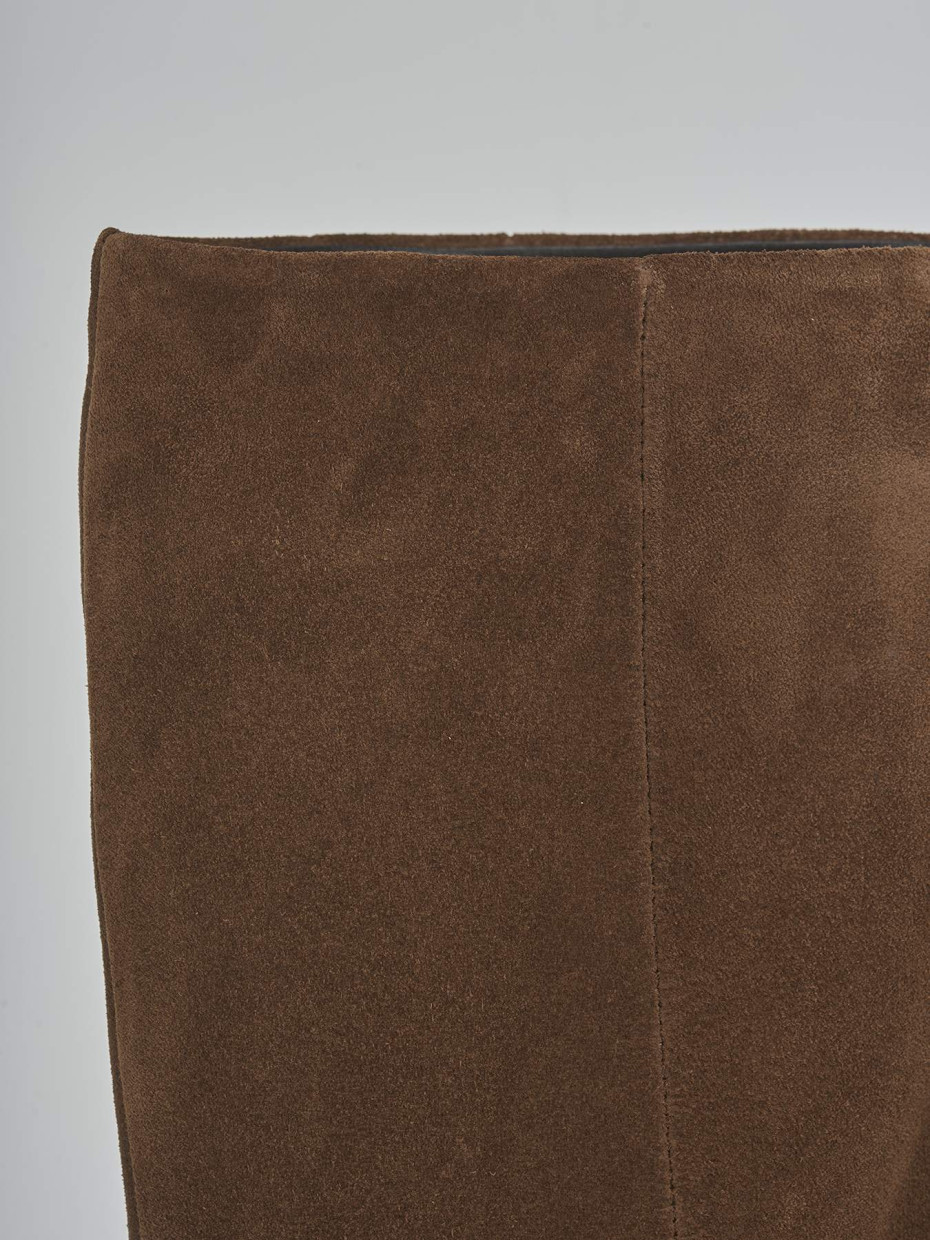 Stivali tacco 5cm camoscio marrone