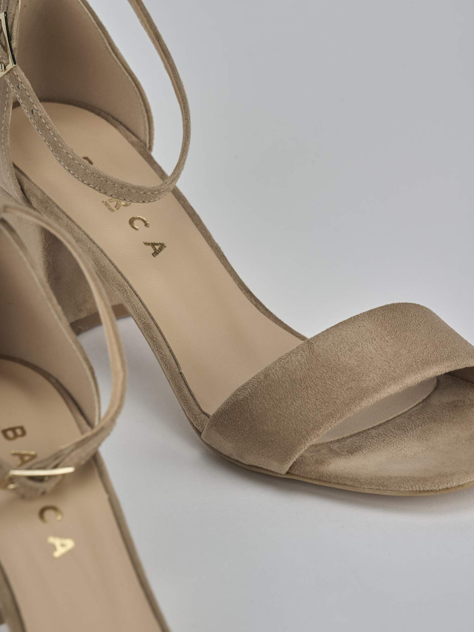 Sandalo tacco 6 cm beige camoscio
