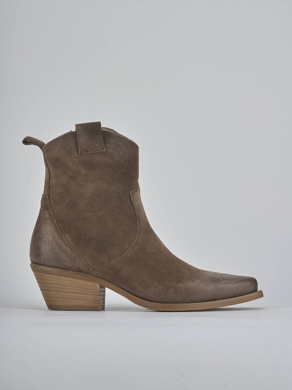 Stivaletti tacco 5cm camoscio beige