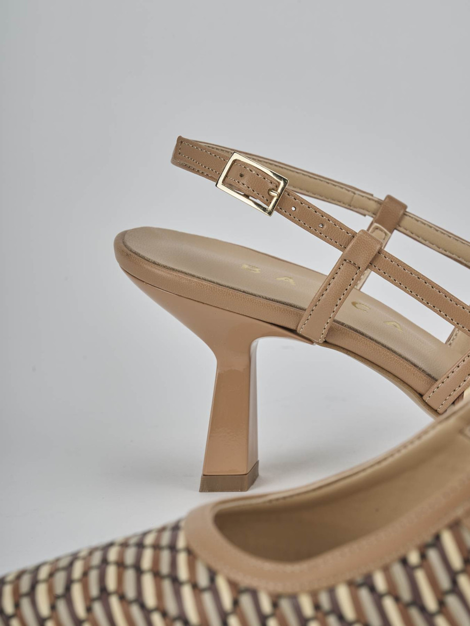 Décolleté e slingback tacco 7cm pelle beige