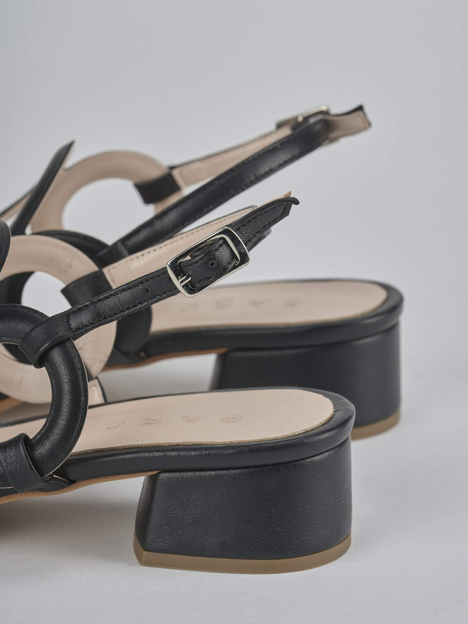 Sandali tacco 3cm pelle nero