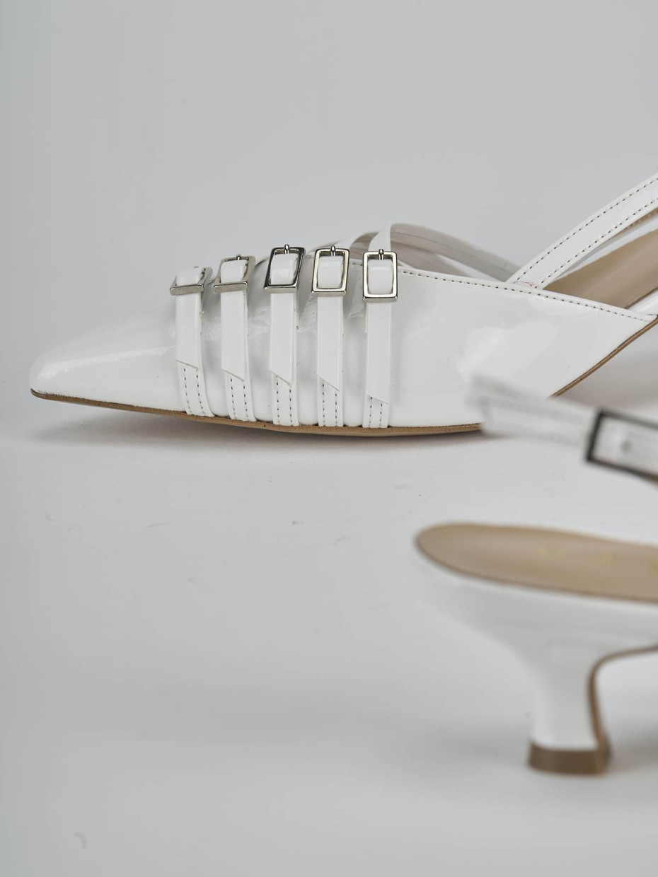 Décolleté e slingback tacco 4cm vernice bianco