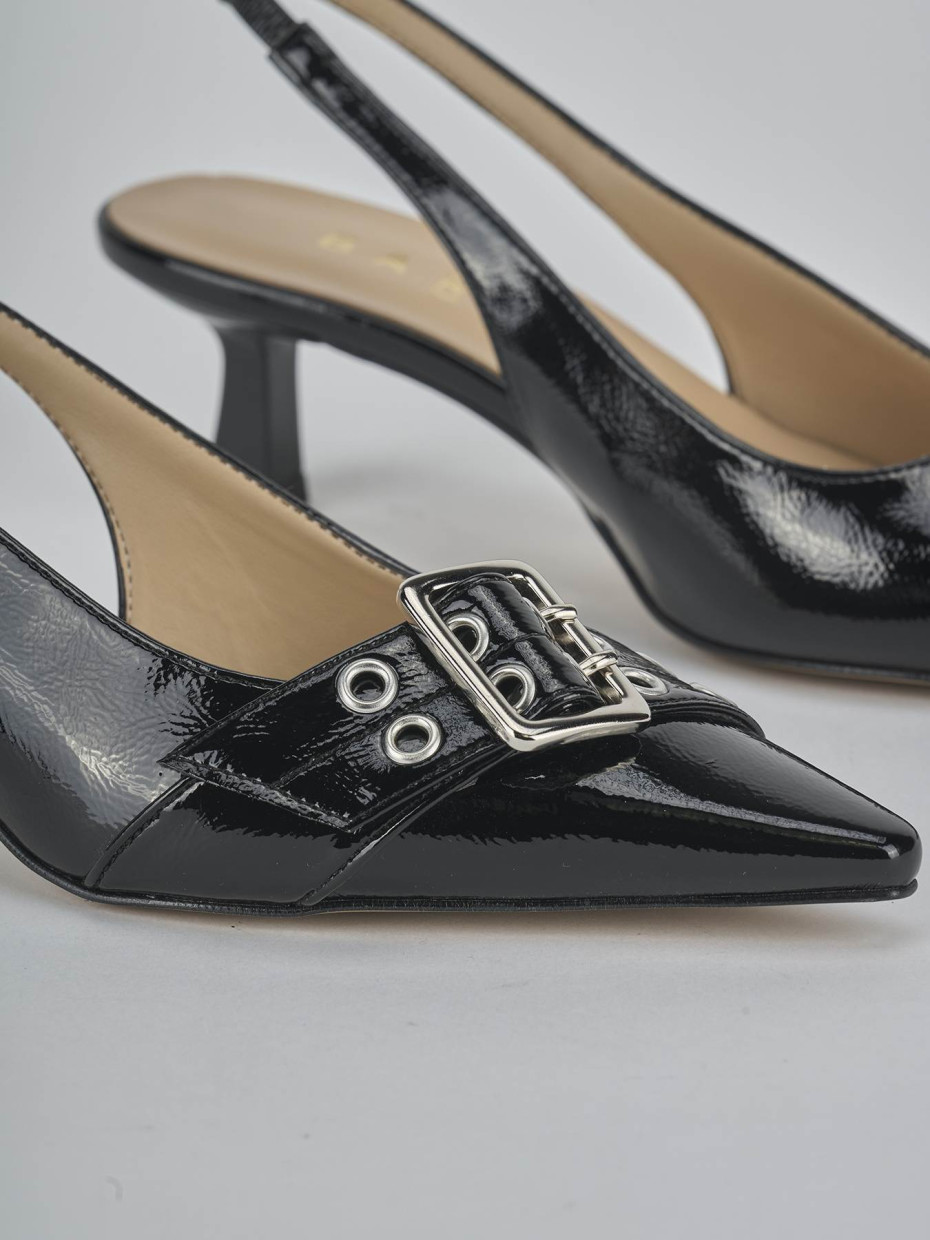 Décolleté e slingback tacco 7cm vernice nero