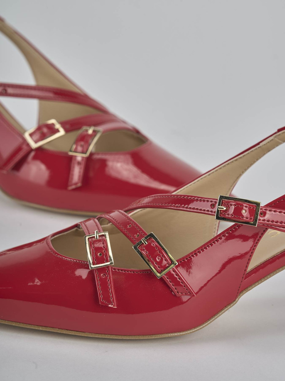 Décolleté e slingback tacco 7cm vernice rosso