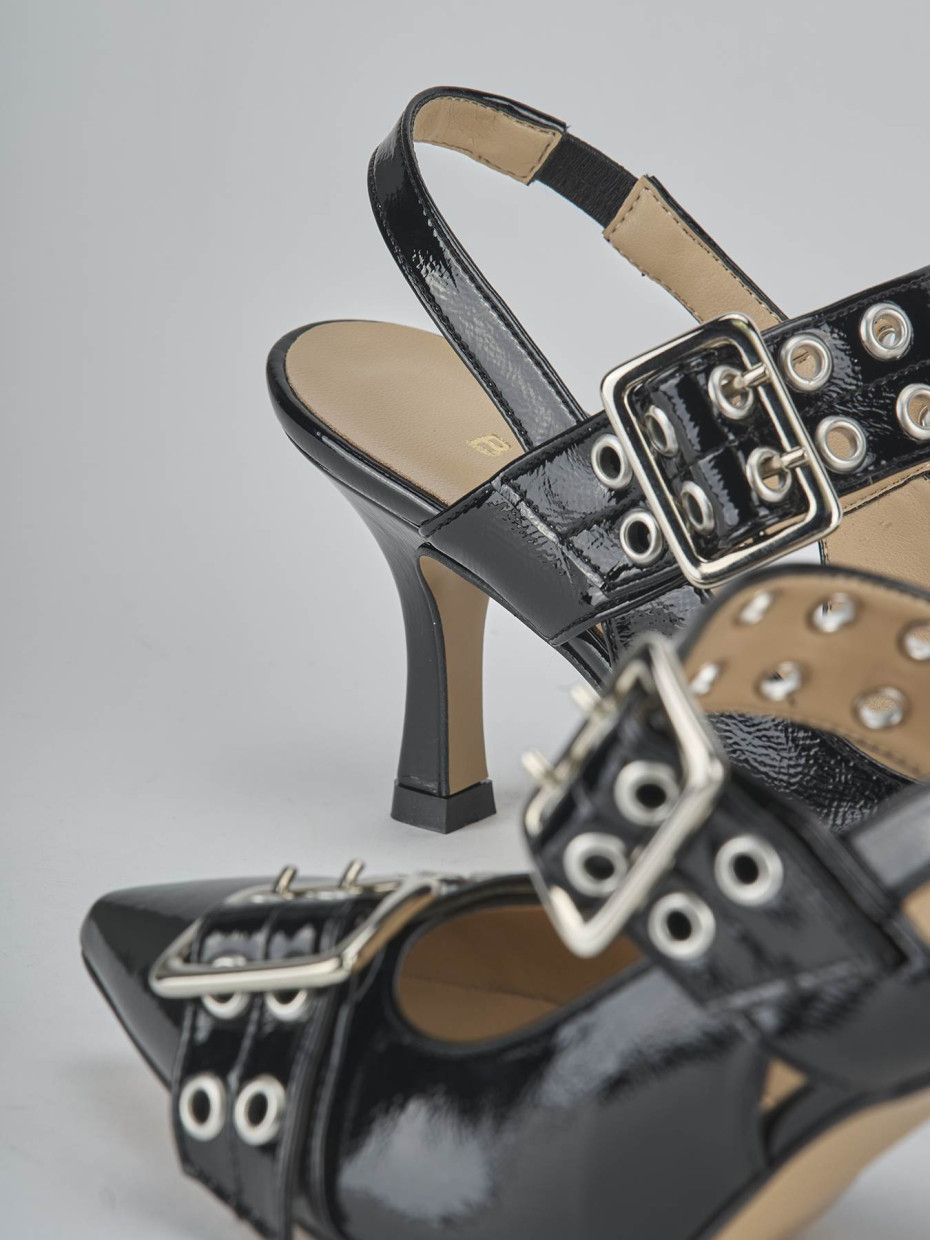 Décolleté e slingback tacco 7cm vernice nero