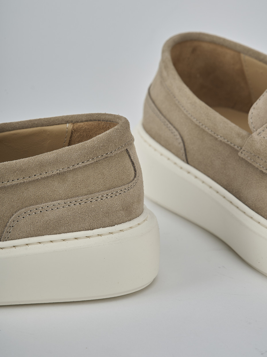 Mocassini camoscio beige