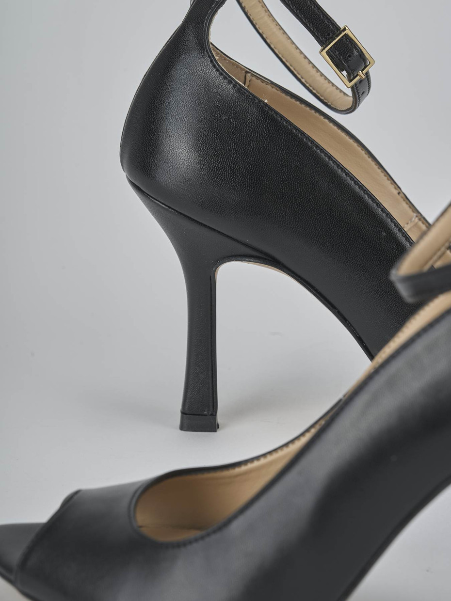 Décolleté e slingback tacco 9cm pelle nero