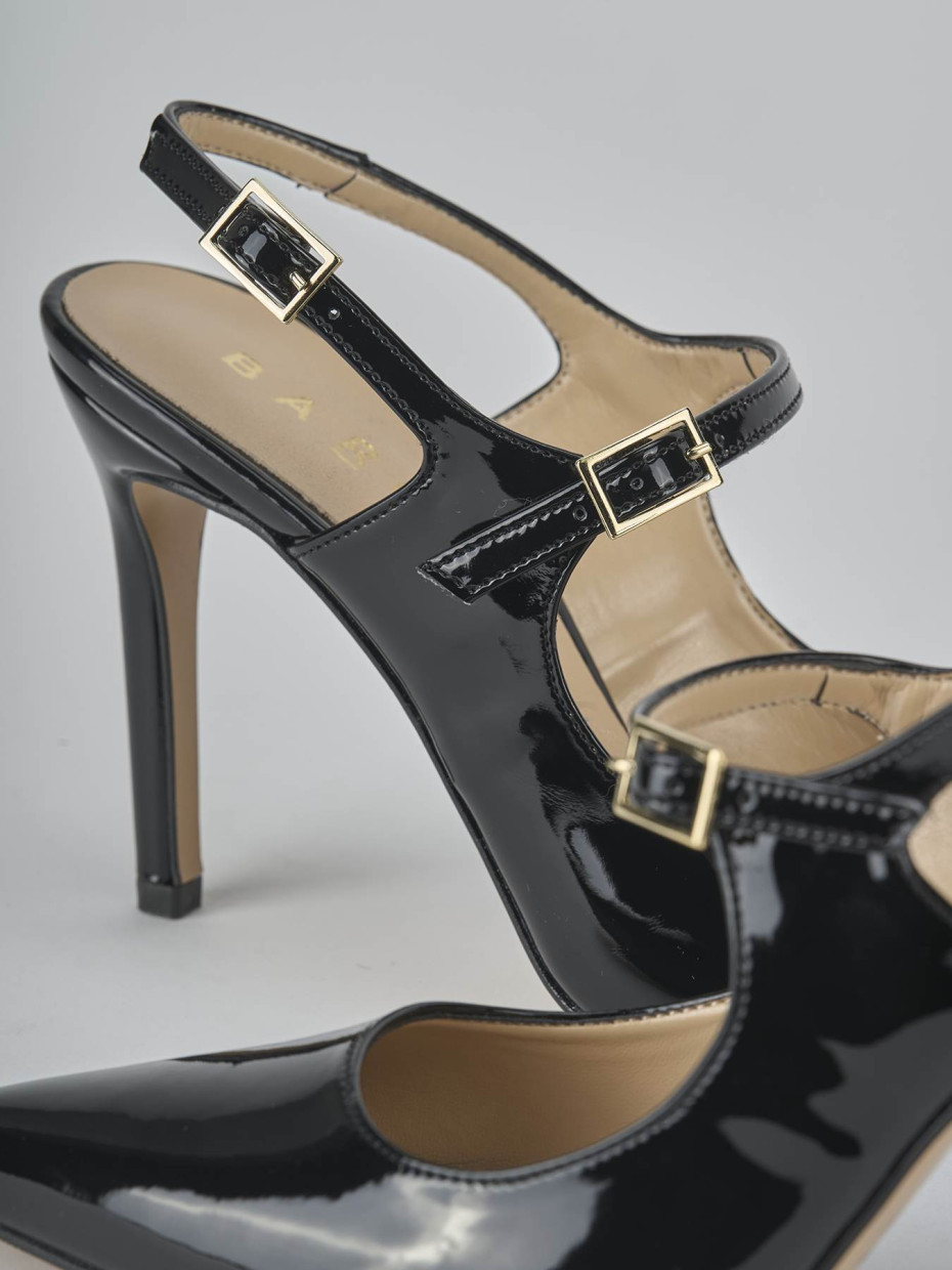 Décolleté e slingback tacco 6cm vernice nero
