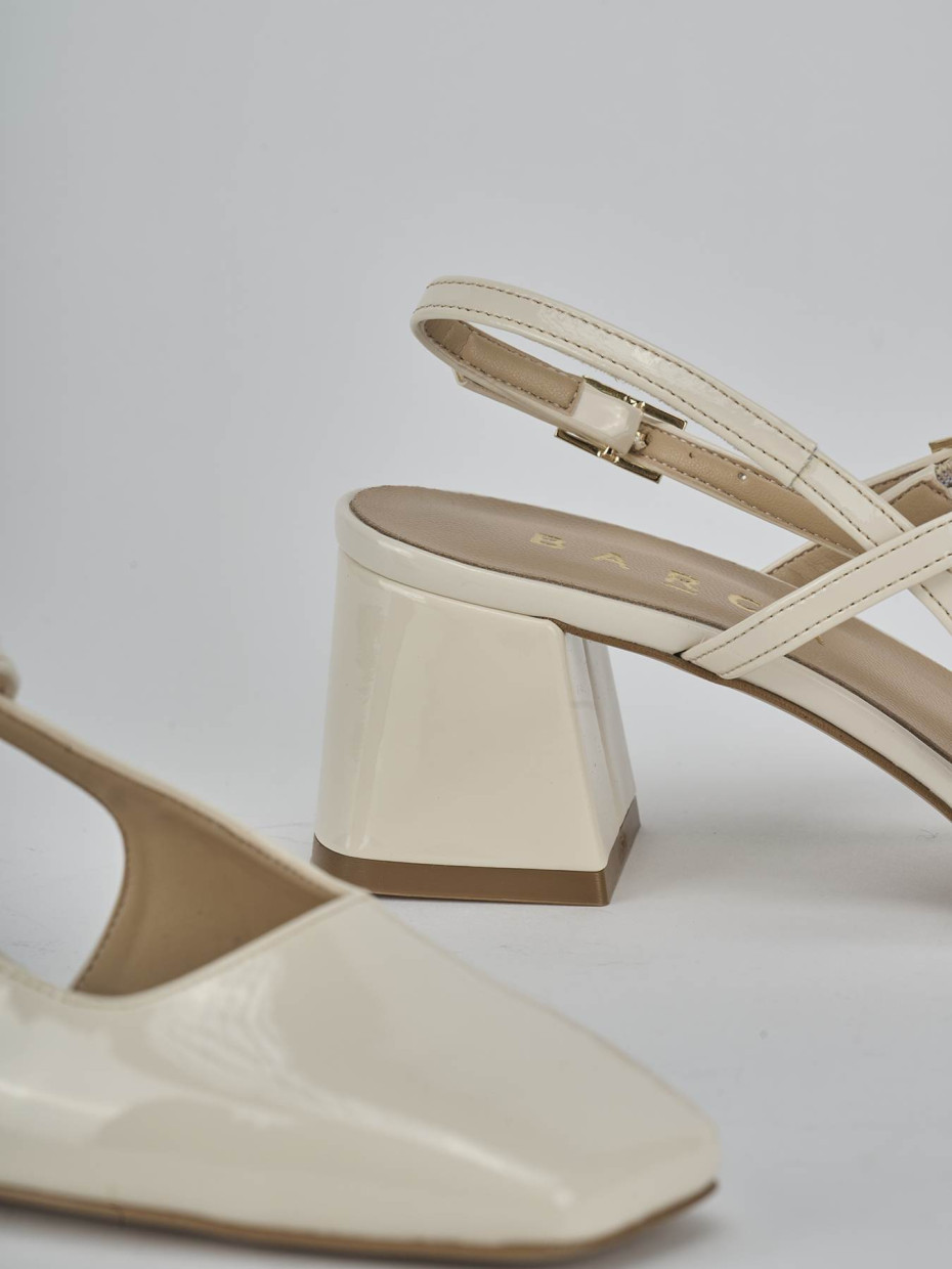 Décolleté e slingback tacco 5cm vernice bianco