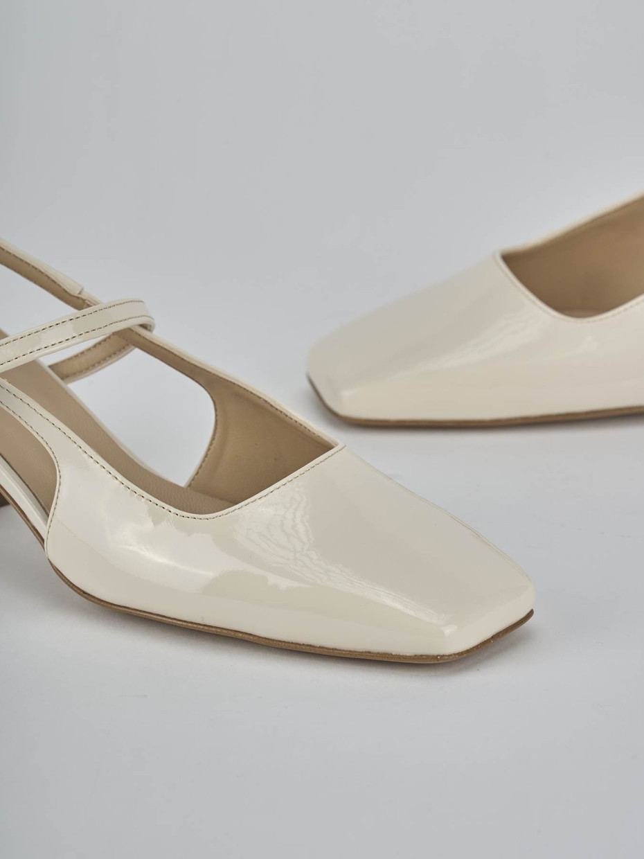 Décolleté e slingback tacco 5cm vernice bianco
