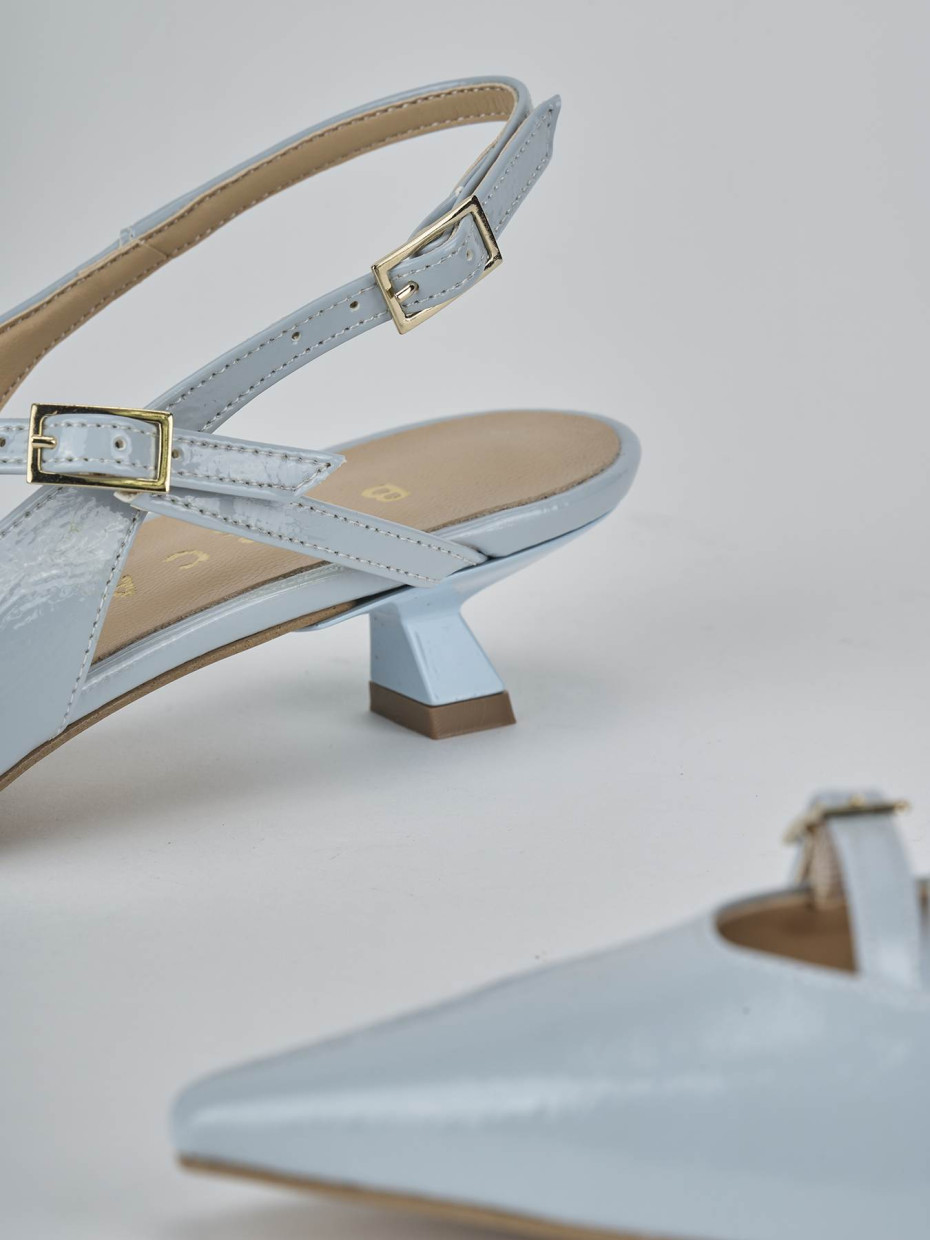 Décolleté e slingback tacco 4cm vernice azzurro
