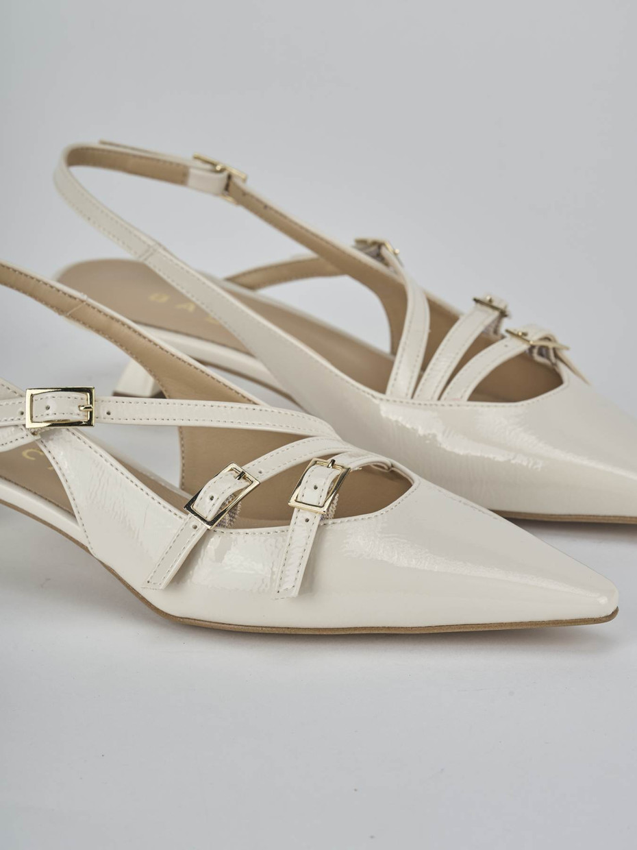 Décolleté e slingback tacco 4cm vernice bianco