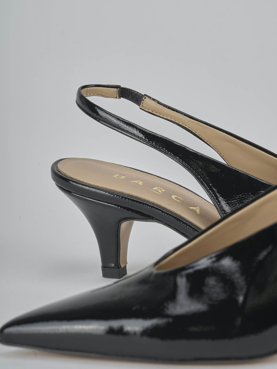 Décolleté e slingback tacco 4cm vernice nero