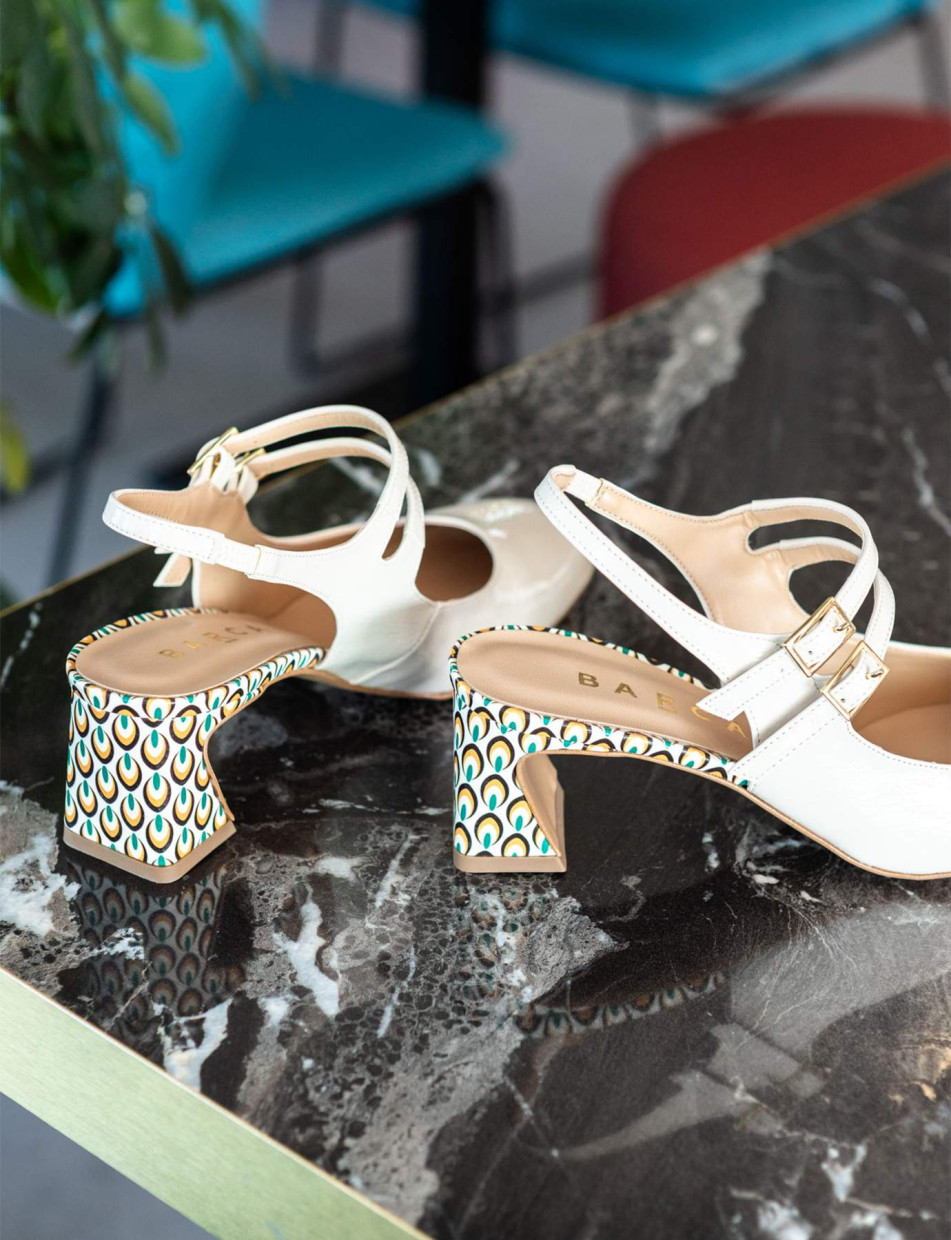 Décolleté e slingback tacco 5cm vernice bianco