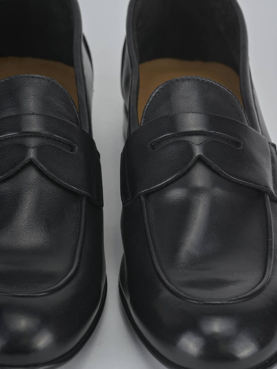 Mocassini tacco 1cm pelle nero