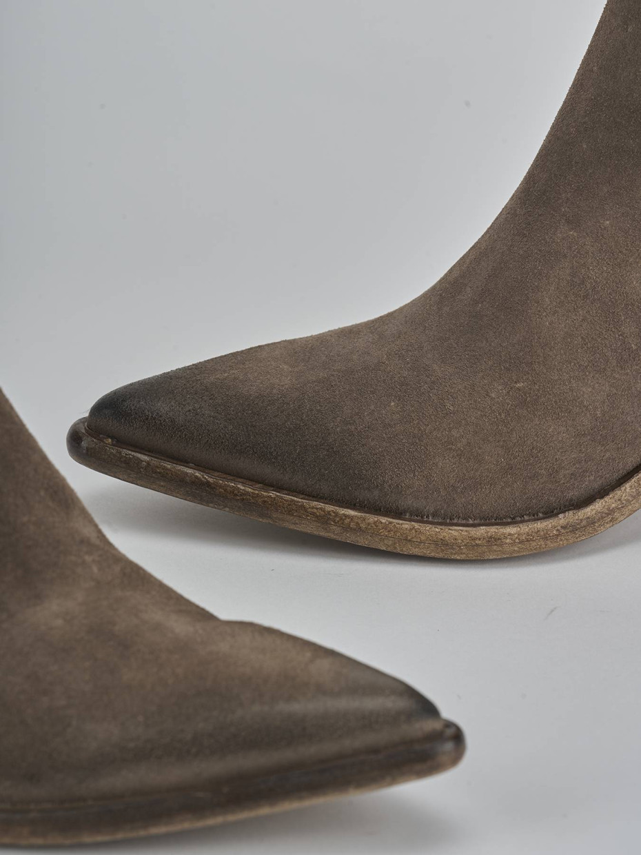 Stivaletti tacco 5cm camoscio testa