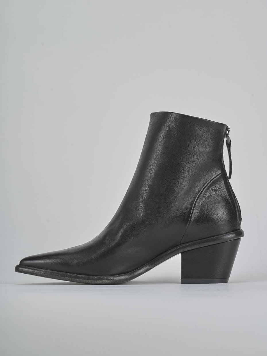 Stivaletti tacco 5cm pelle nero