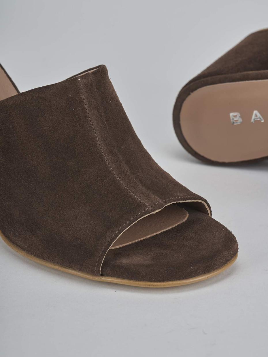 Ciabatte tacco 7cm camoscio testa