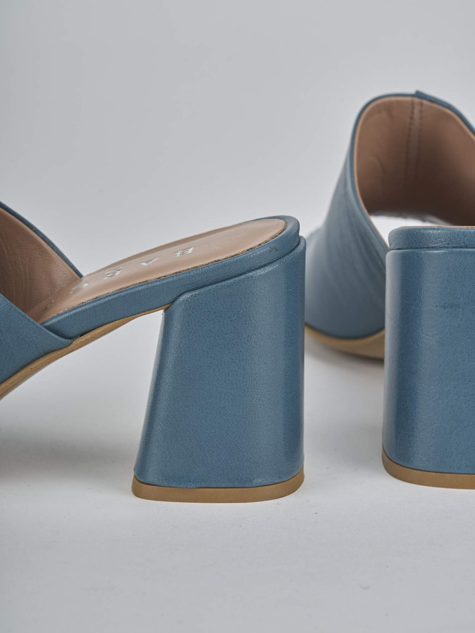 Ciabatte tacco 7cm pelle azzurro