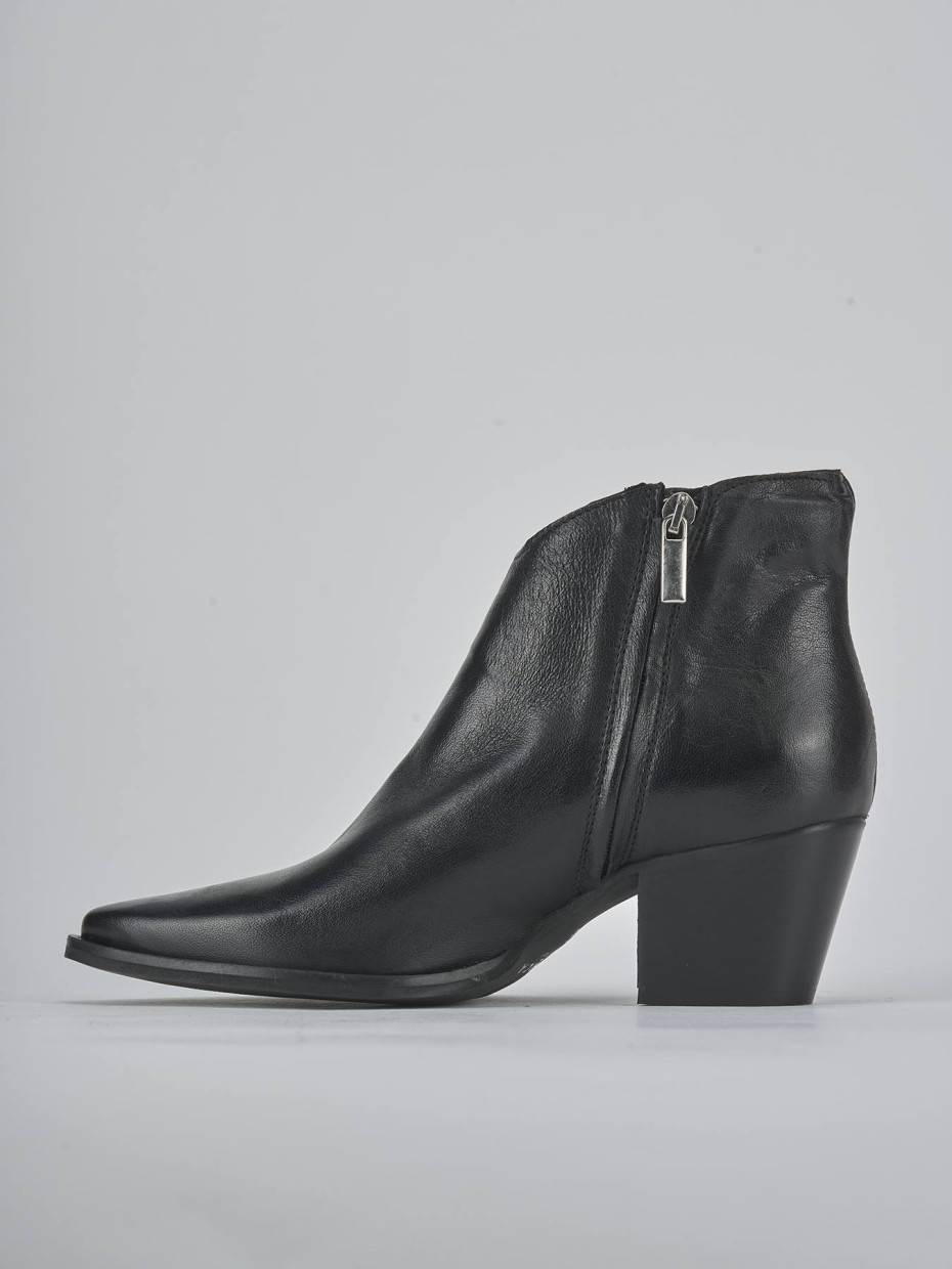 Stivaletti tacco 6cm pelle nero