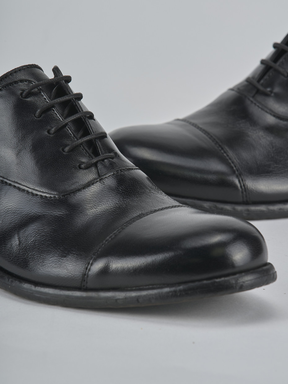 Stringate pelle nero