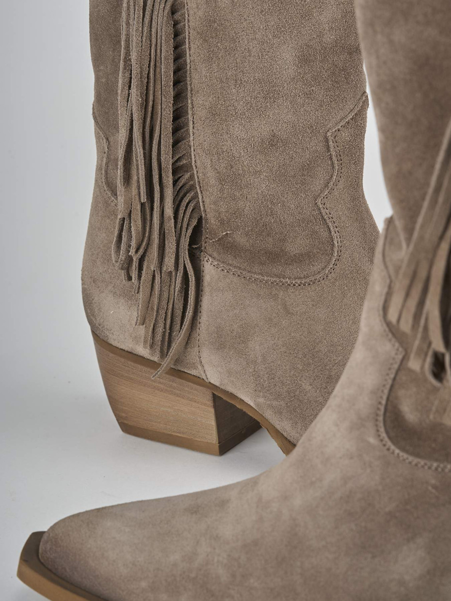 Stivali tacco 5cm camoscio beige
