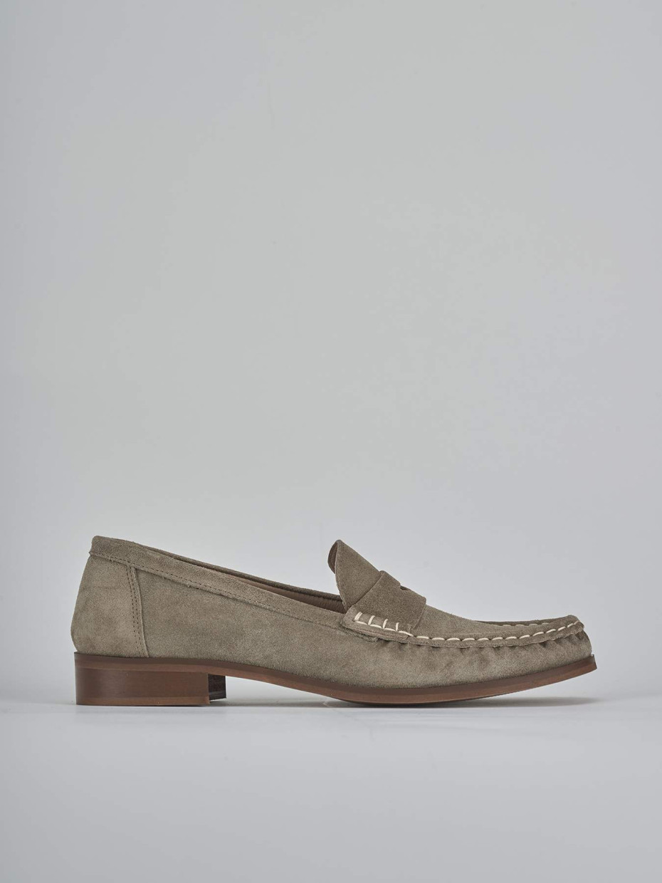 Mocassini tacco 1cm camoscio beige