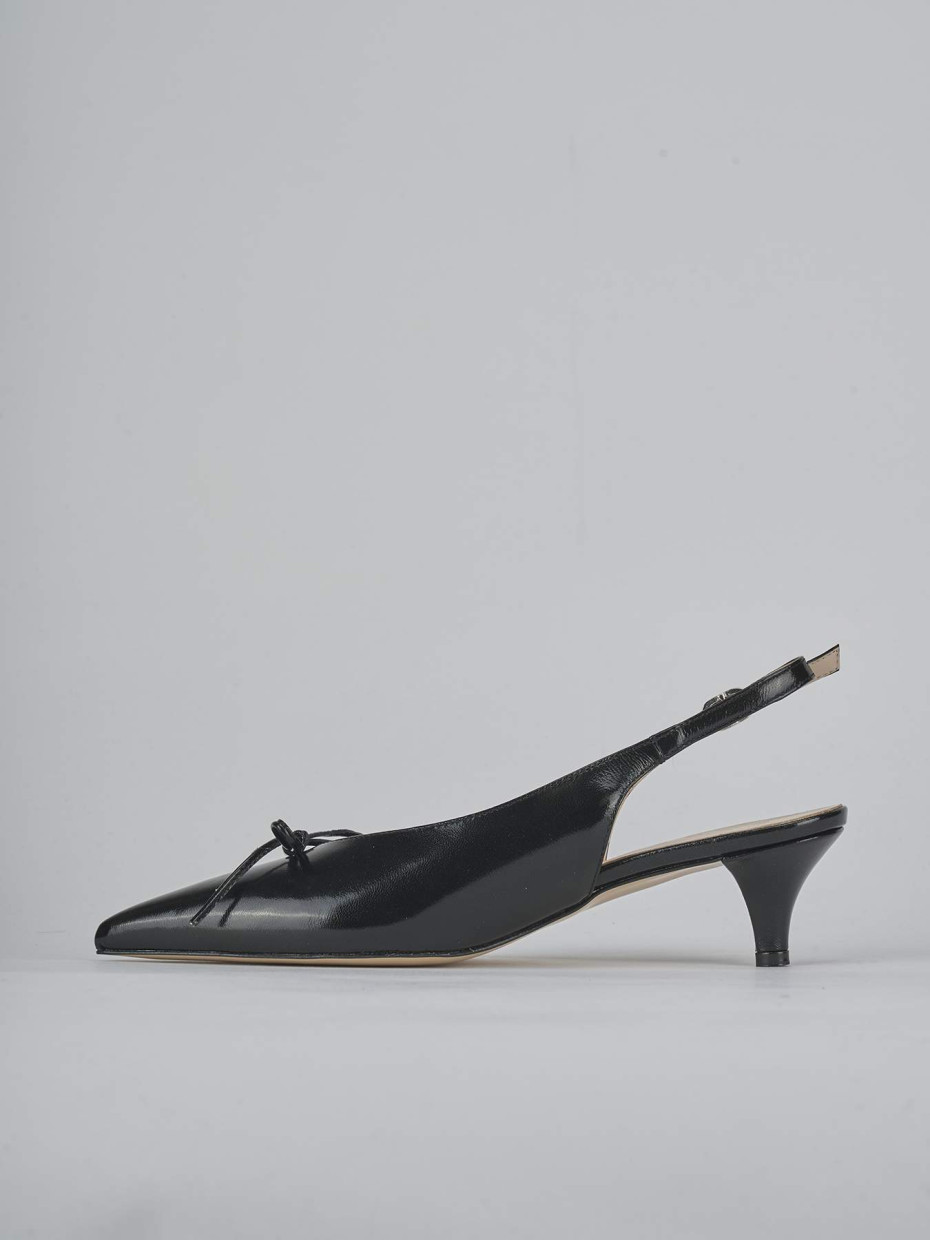 Décolleté e slingback tacco 5cm vernice nero