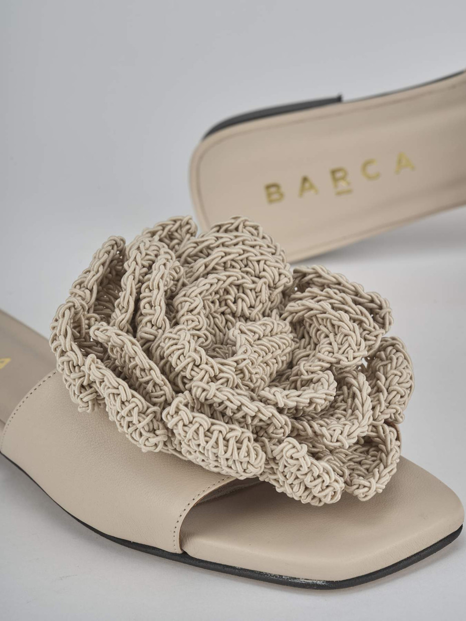 Ciabatte tacco 1cm pelle beige