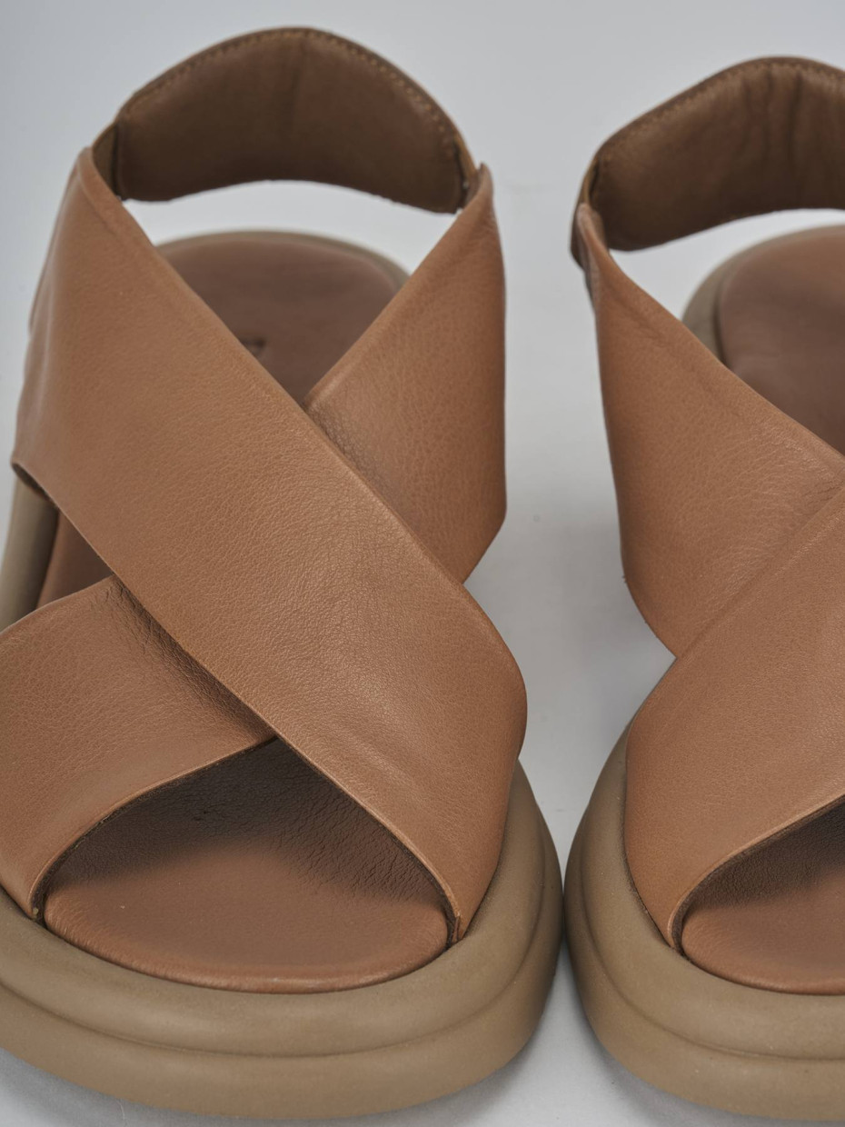Sandali tacco 3cm pelle marrone
