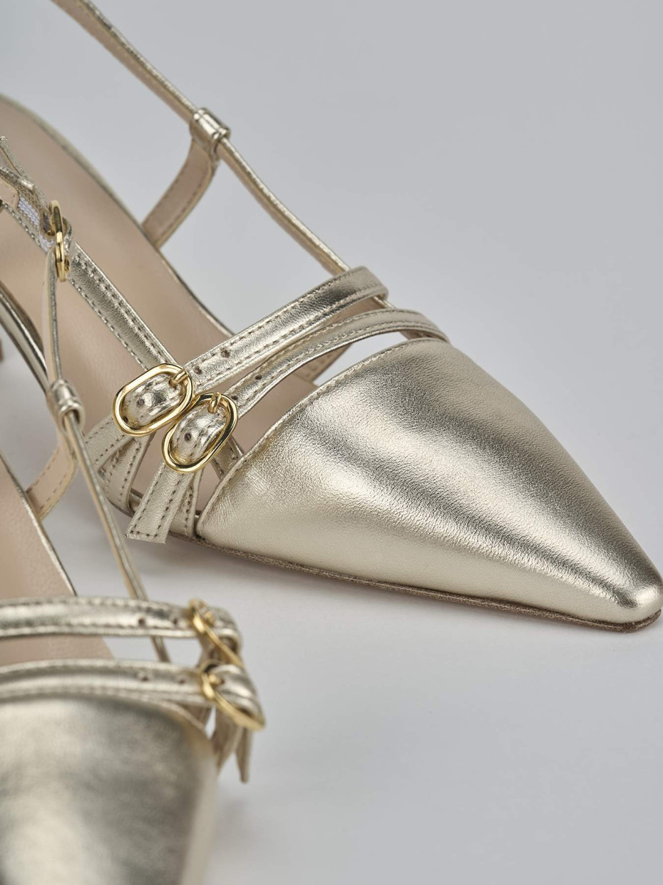 Décolleté e slingback tacco 6cm laminato oro