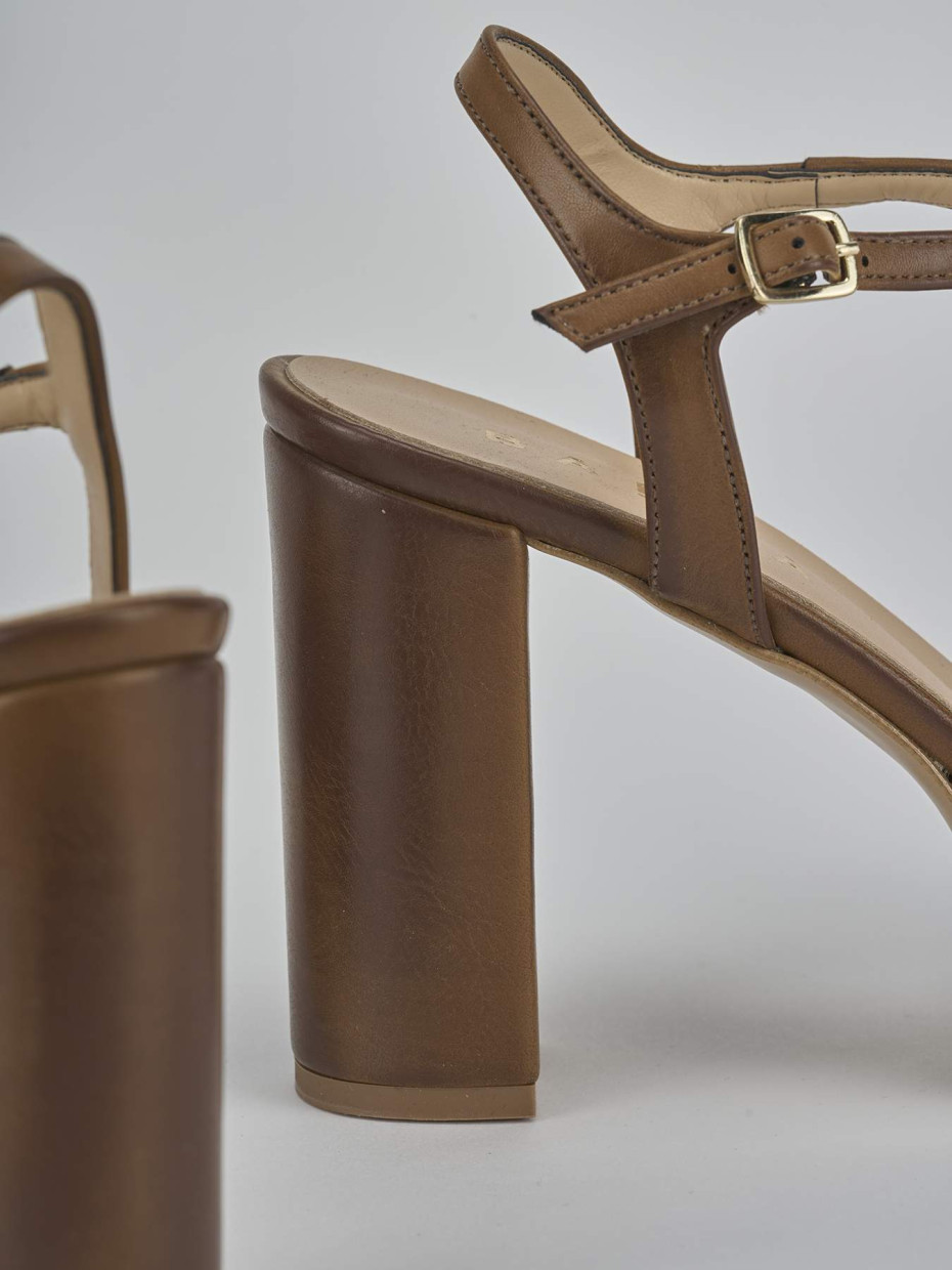 Sandali tacco 9cm pelle marrone